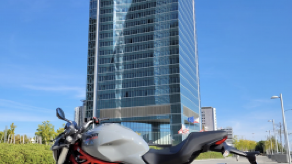 Ducati MONSTER 821 
